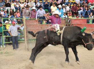 Cabalgata y jaripeo en honor a San José en Pinal de Amoles