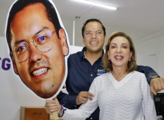 Acompaña Lupita Murguía a Chepe Guerrero en su arranque de campaña.