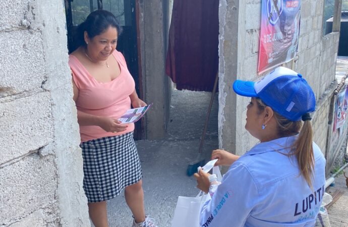 Las y los vecinos de los barrios de Pinal Apoyan Continuidad de Lupita Ramírez para la Presidencia de Pinal de Amoles.