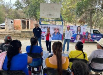 Lupita Ramírez, candidata común por el PAN y el PRI, continúa su recorrido por las comunidades de Pinal de Amoles, tocando los corazones de los ciudadanos en cada encuentro.